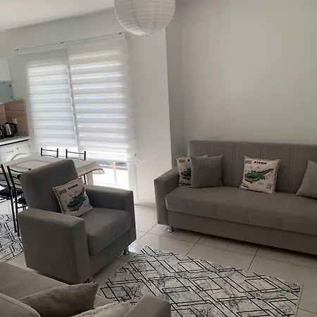 Merkezdeki Eviniz Apartment *