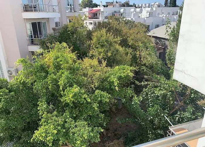 Merkezdeki Eviniz Kyrenia (Northern Cyprus)