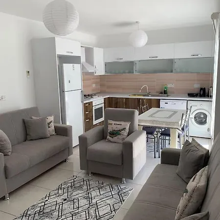 Merkezdeki Eviniz Apartament Kirenia